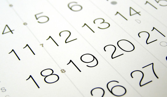 Kalendertage Zahlen aus einem Kalender im Detail